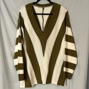 Striped V-Neck Sweater in Olive Green and White 2XL